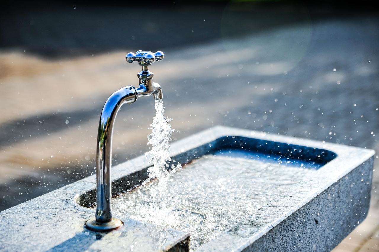 Why Faucets Start Dripping: Understanding the Real Problem (image credits: pixabay)