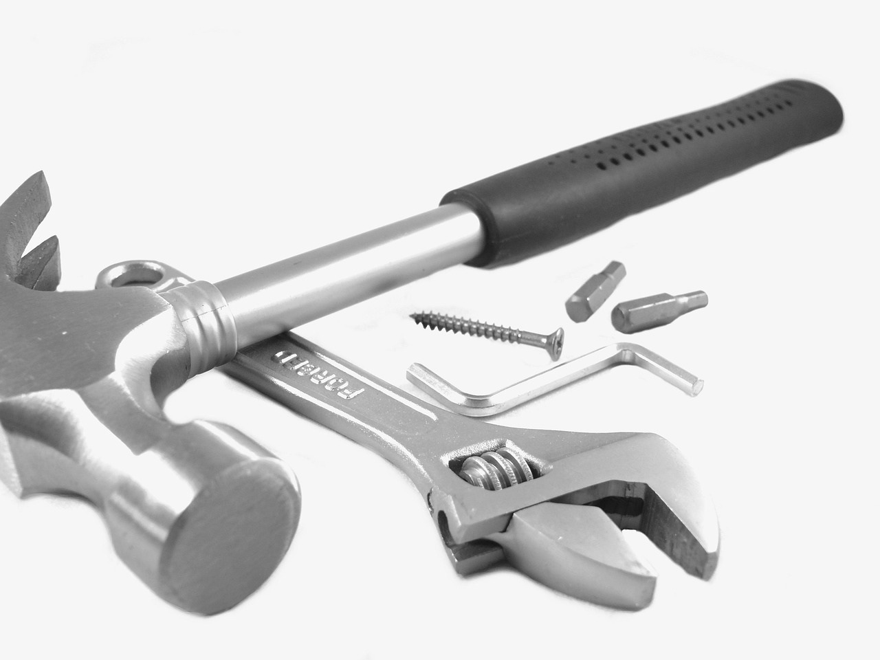 Hammer (image credits: pixabay)