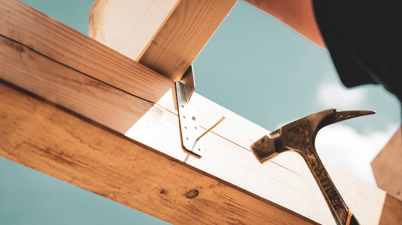 Basic Carpentry Skills (image credits: pixabay)