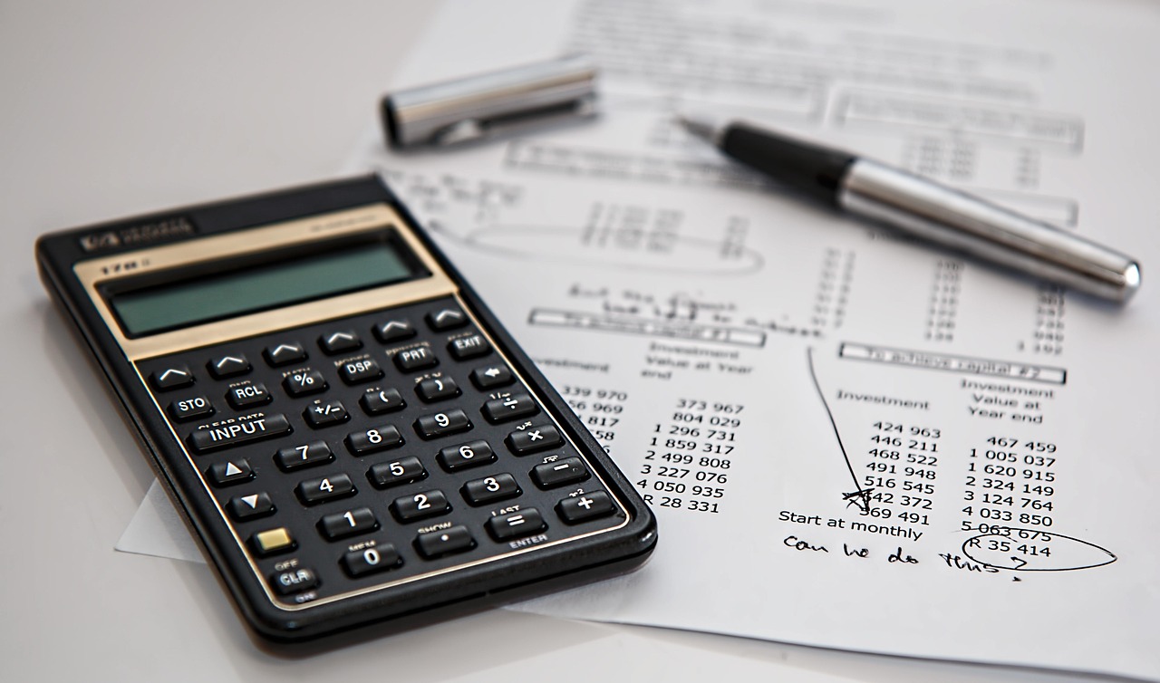 2. Don’t Overlook Title Insurance—Your Legal Lifesaver (image credits: pixabay)