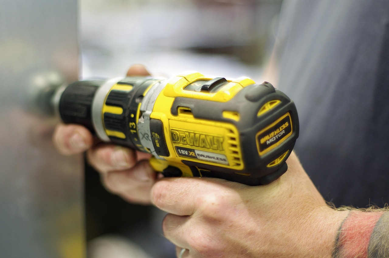Cordless Drill/Driver: The Unstoppable Classic (image credits: pixabay)