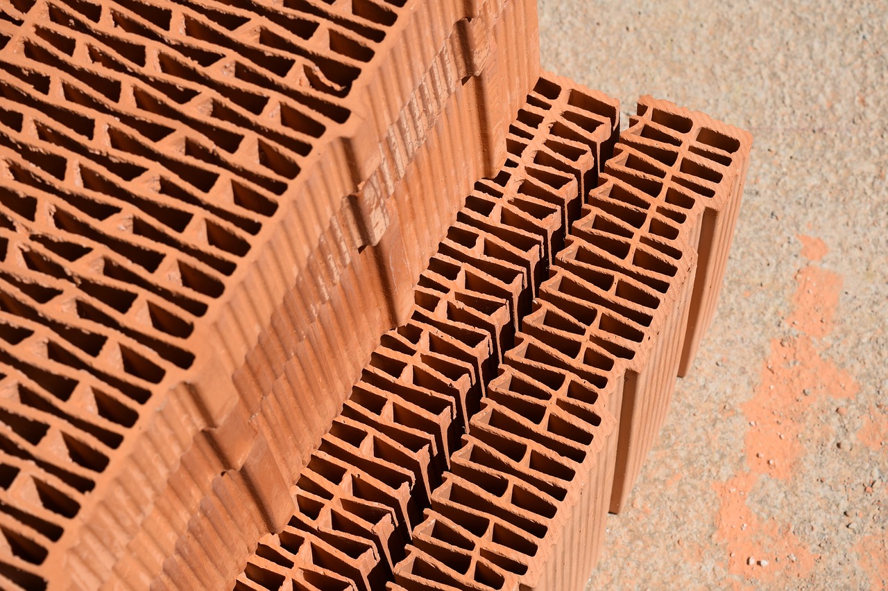 Choosing the Right Materials (image credits: pixabay)