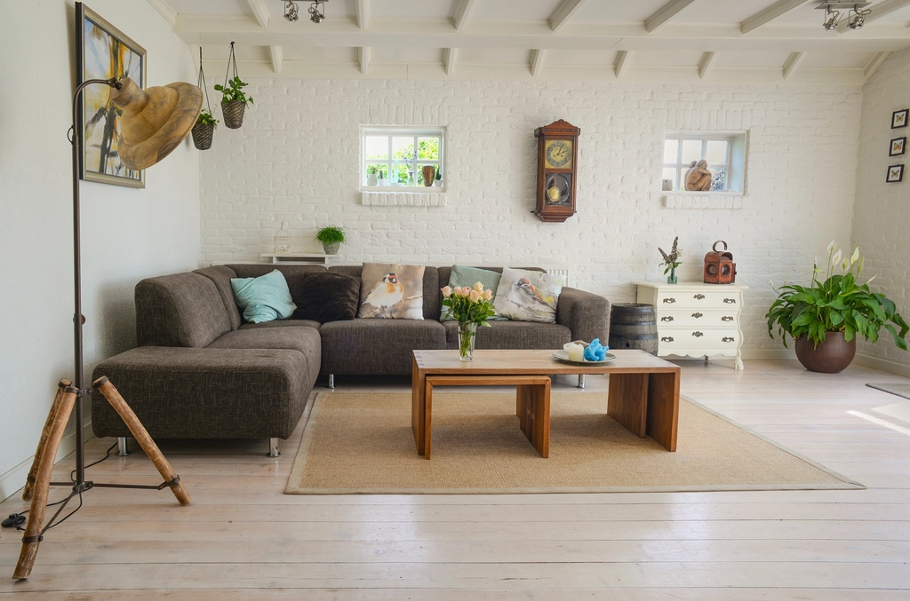 Interior Design and Finishing Touches (image credits: rawpixel)