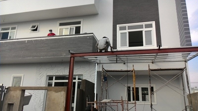Post-Construction Considerations: Moving In and Maintaining Your Home (image credits: wikimedia)
