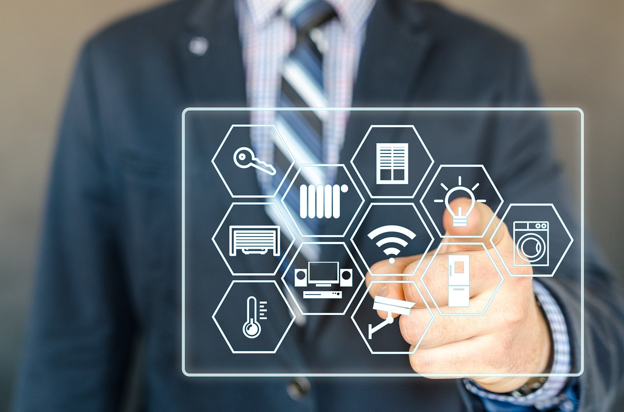 Adapting to Trends: Sustainability and Smart Tech (image credits: pixabay)