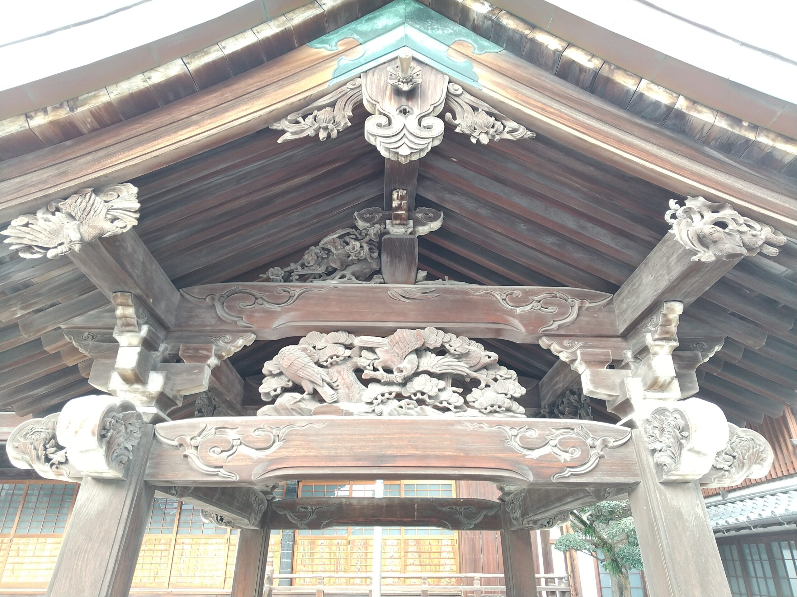 A World Built Without Nails: The Fascination of Japanese Carpentry (image credits: wikimedia)