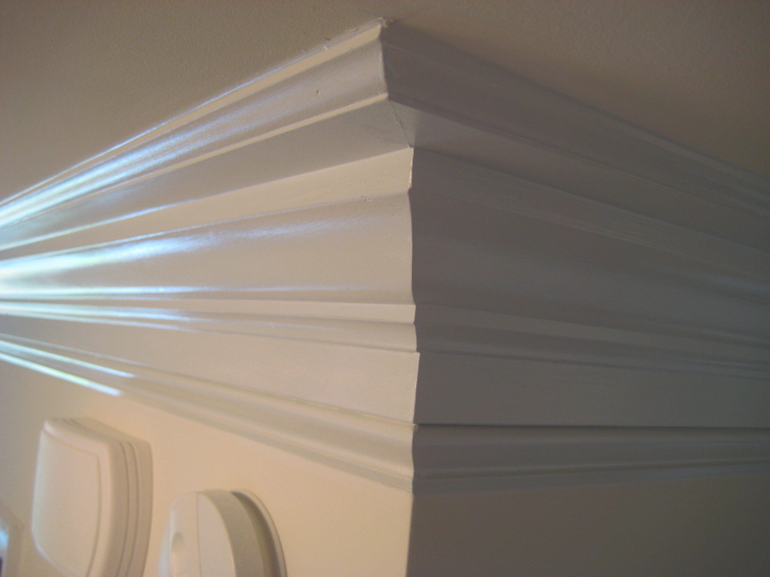 Installing Trim and Molding (image credits: wikimedia)