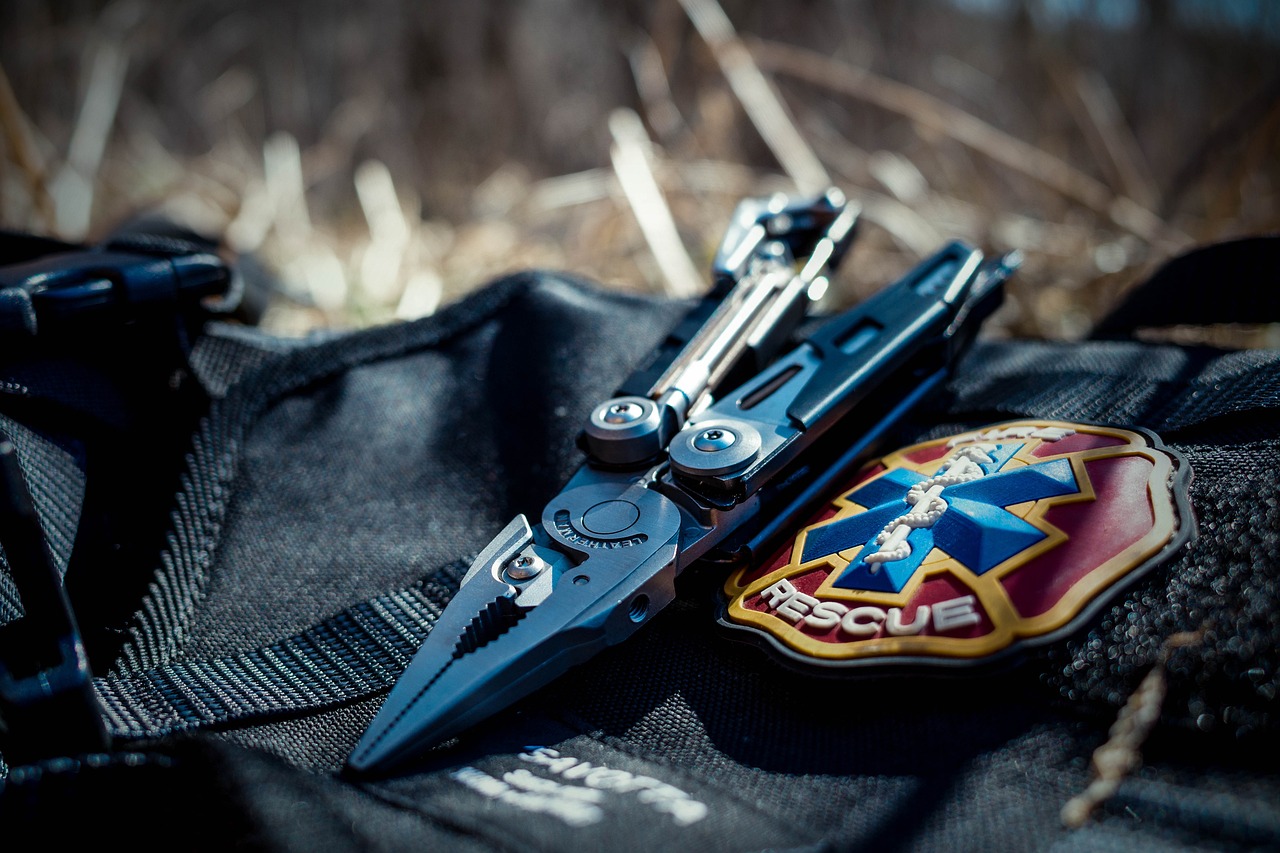 Multi-Tool: The Swiss Army of the Toolbox (image credits: pixabay)