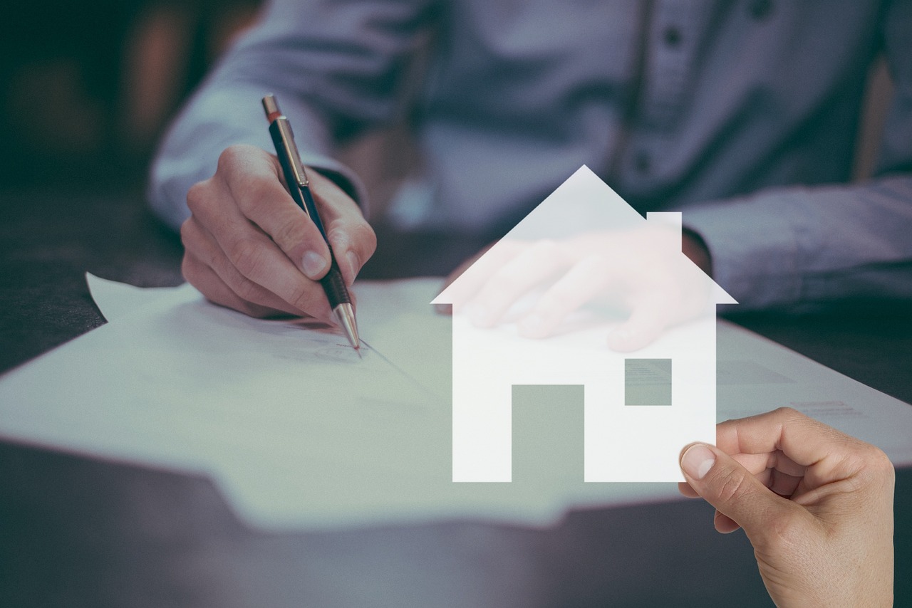 Review Insurance Policies (image credits: pixabay)