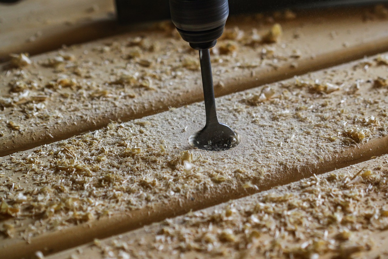 Everyday Mindfulness: Sawdust as a Pause Button (image credits: pixabay)