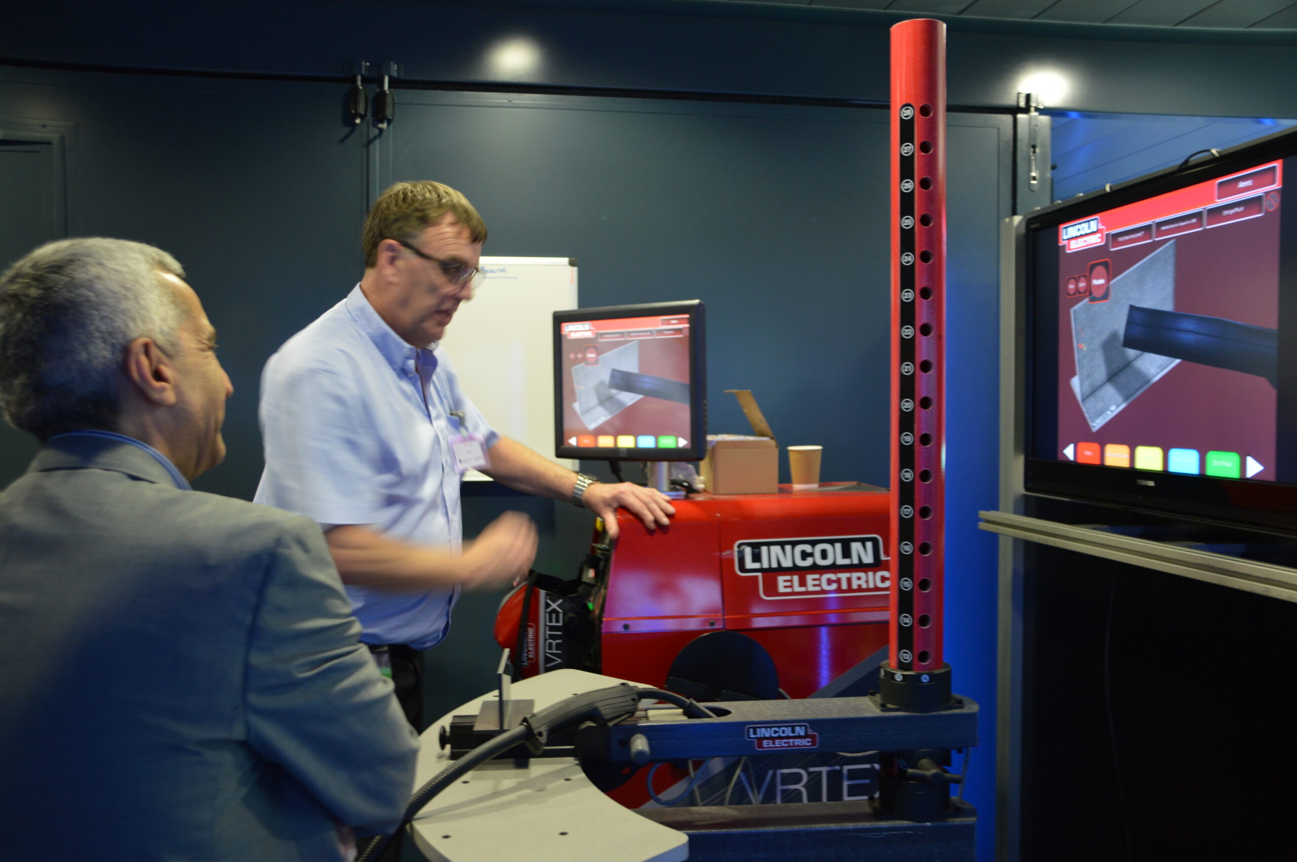 AI Streamlines Manufacturing from the Ground Up (image credits: wikimedia)