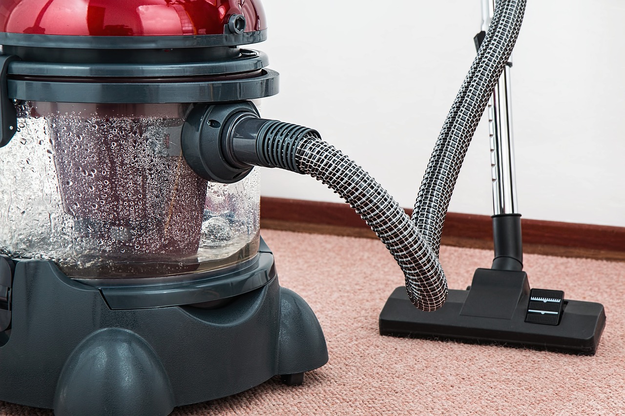 Shop Vacuum: Clean Workspace, Clear Mind (image credits: pixabay)