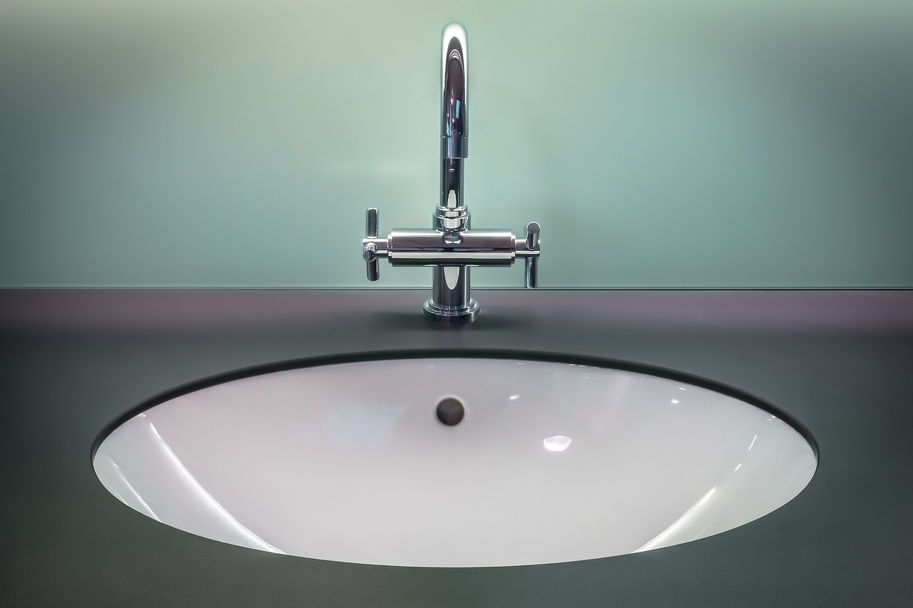 Fixing Leaky Faucets (image credits: pixabay)