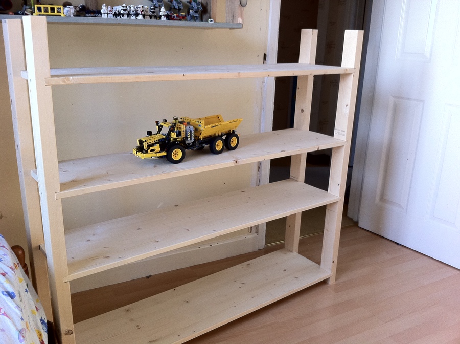 Wooden Shelves (image credits: wikimedia)