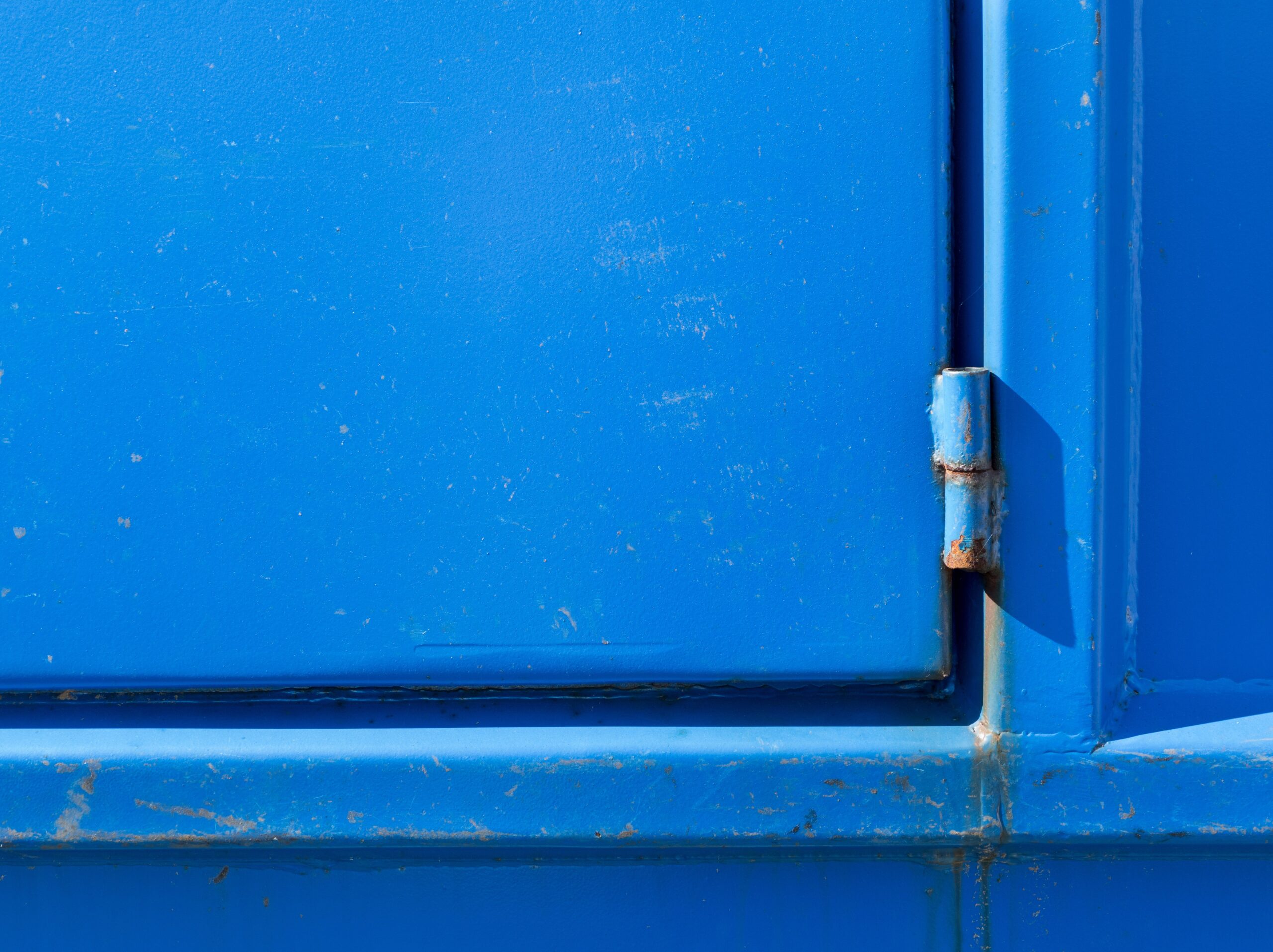 Silence That Squeaky Door Hinge (image credits: wikimedia)