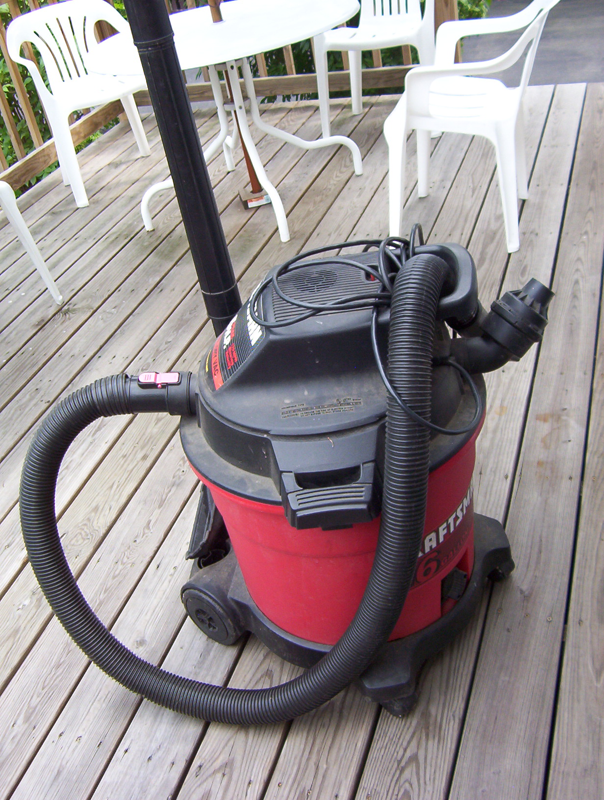 Shop Vacuums: More Than Just Cleanup Duty (image credits: wikimedia)