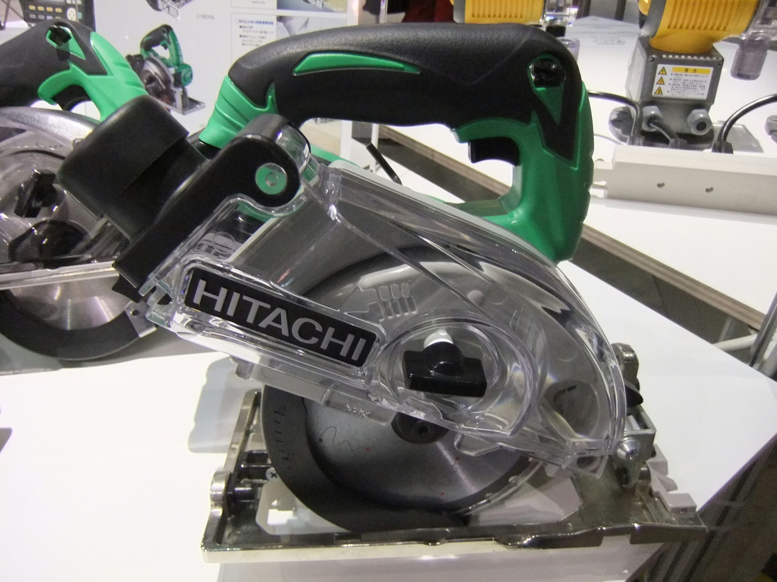 Compact Circular Saws: Big Power in Small Packages (image credits: wikimedia)