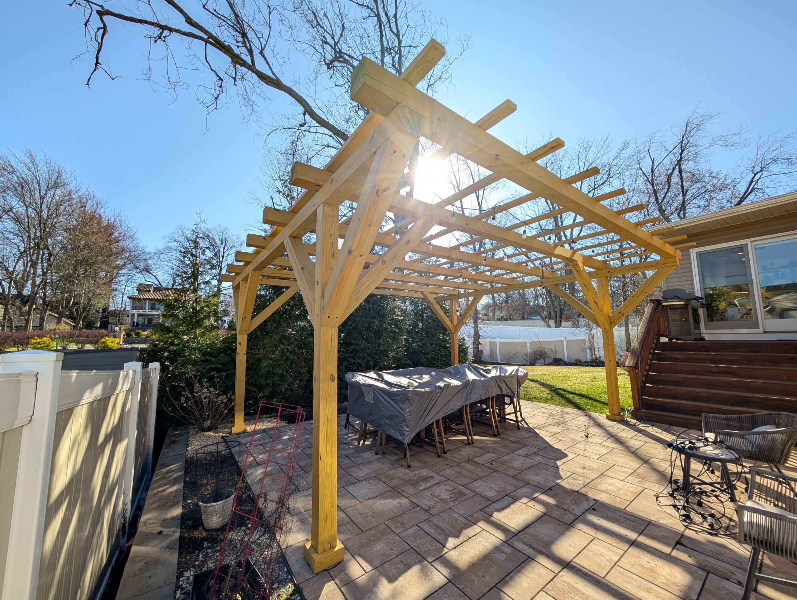 Choosing the Perfect Spot for Your Pergola (image credits: wikimedia)