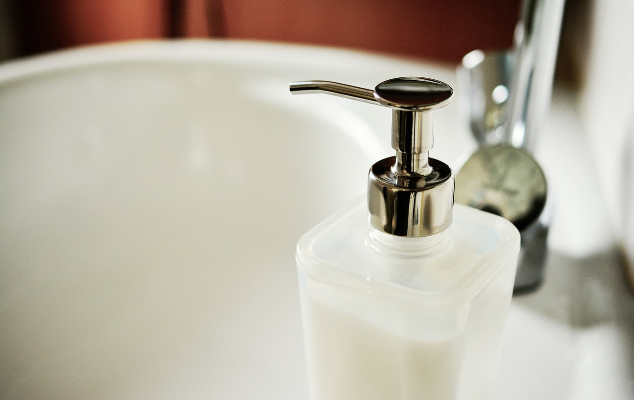 Lazy Cleaning Hacks That Actually Work (image credits: pixabay)