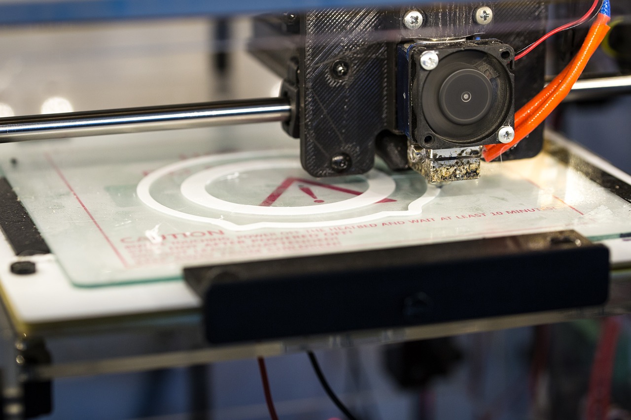 3D Printing Pens for Creative Repairs (image credits: pixabay)